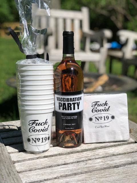 Class With Sass Party Decor - Wholesale Gift Tag Label - "Vaccibration Party" 2021 . Fun Wine Bottle Labels.3