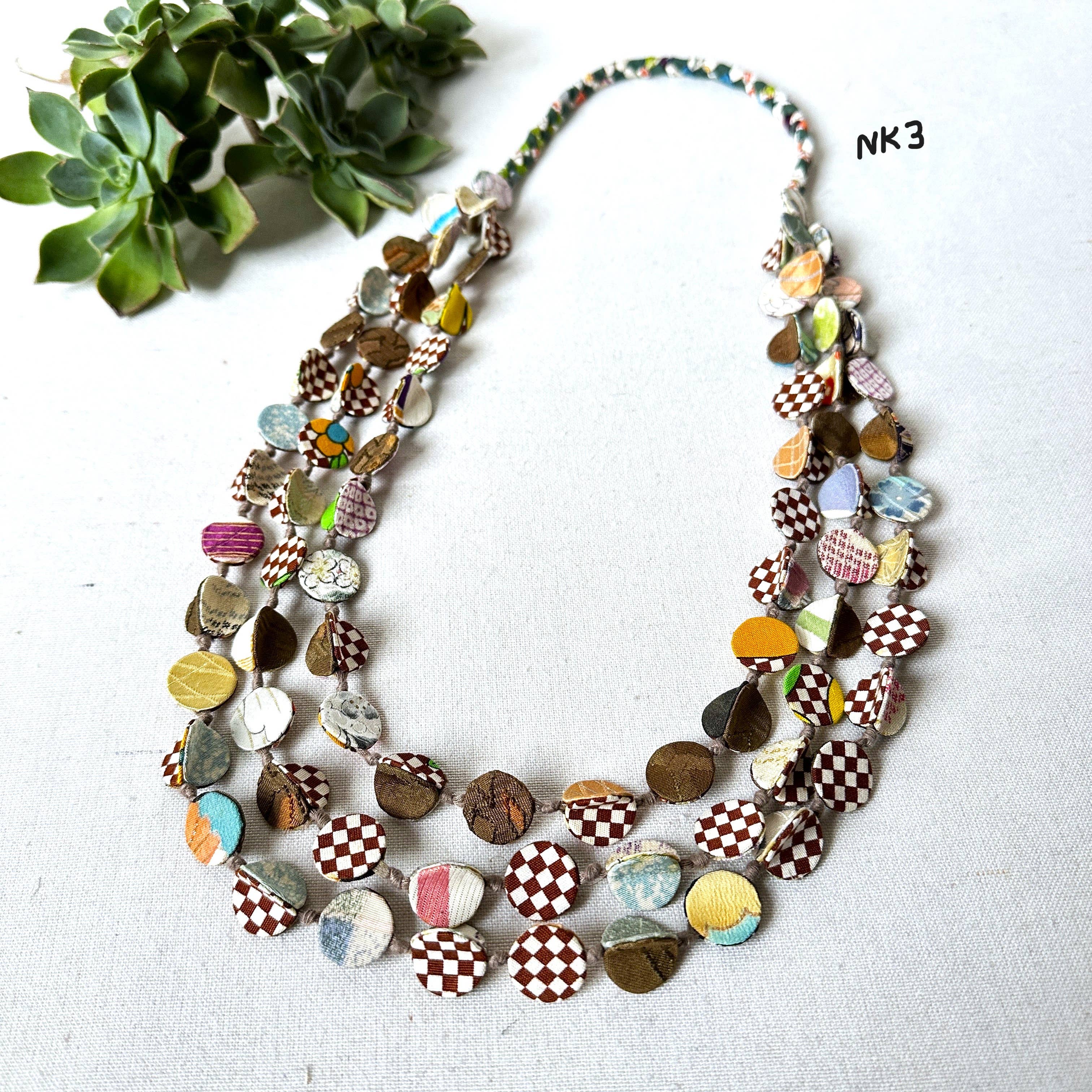 Sophie Silks - Vente Colliers plastrons - Collier kimono en corde à trois brins3