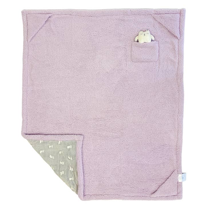 Cozy Switch Blanket – Reversible Sherpa & Glow-in-the-Dark Blanket with Plush Toy Pocket, Glow Kittens for wholesale by Mimish
