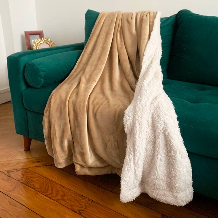 Manta polar con forro «Oveja» beige - Navidad 2023 para venta al por mayor de Le comptoir de la plage