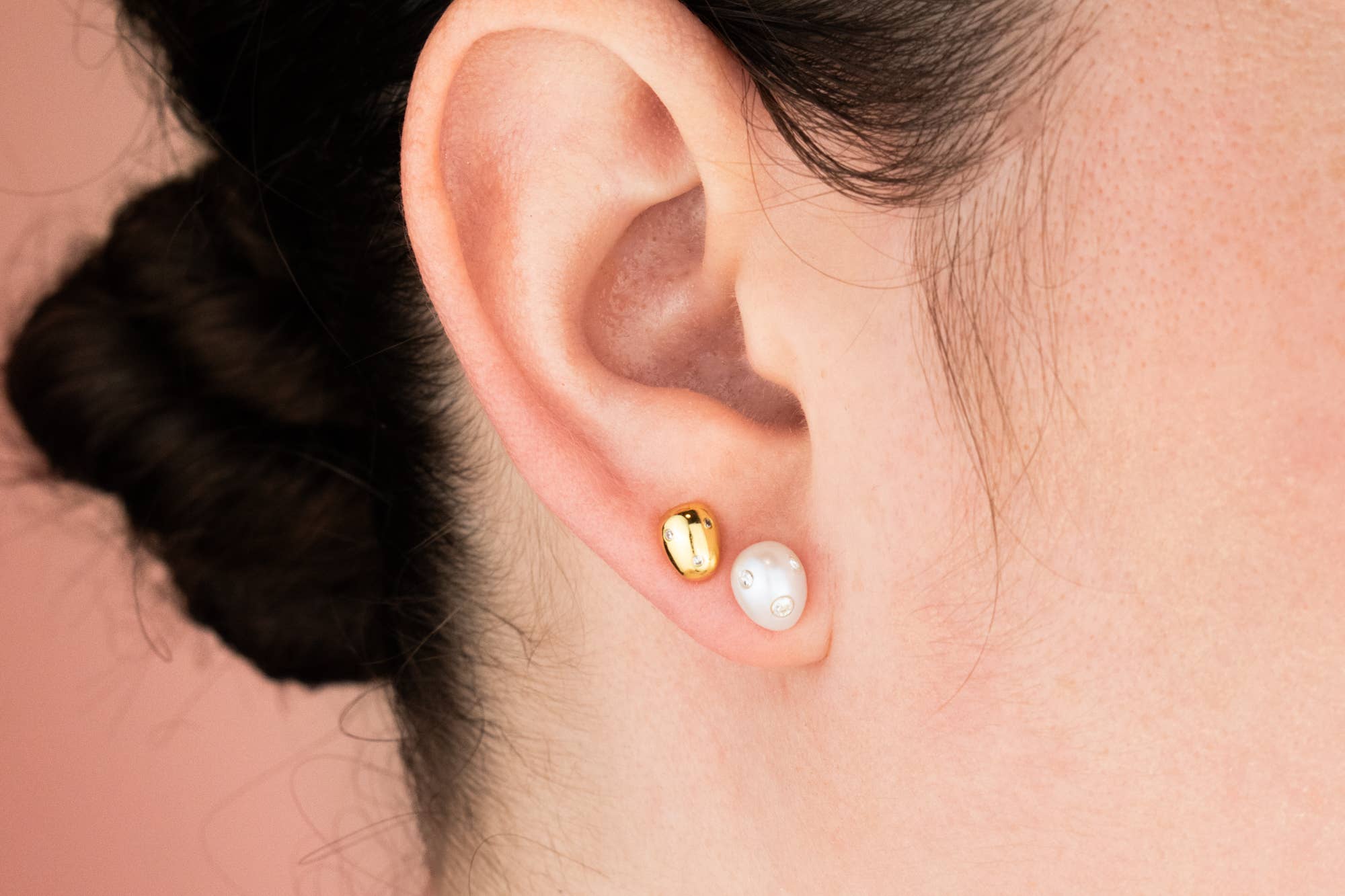 Cold Gold - Wholesale Stud/Post Earrings - The Aura Studs: Baroque Pearl and Crystal Gemstone Earrings1