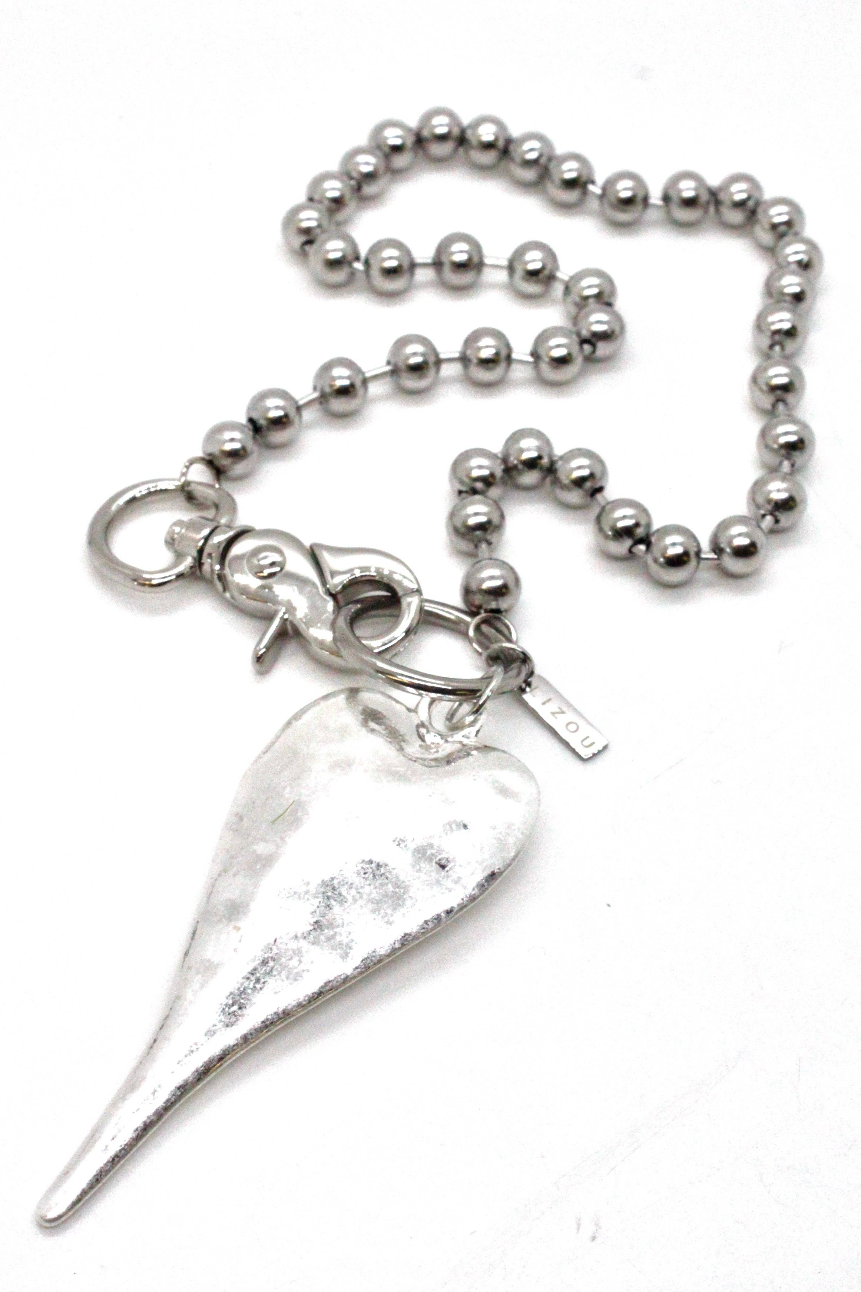 LIZOU – Colar pingente/pendente por atacado – Colar Coração Prata Extra Grande Corrente Única Prata Fecho Garra1