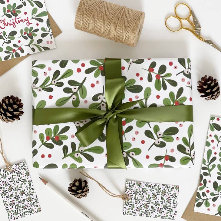 Double Sided Gift Wrapping Paper Roll - Merry Christmas Mistletoe