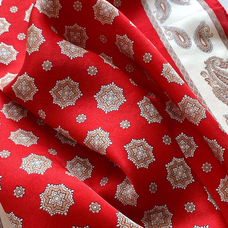 SueSilkHK – Großhandel Schal – Damen – Böhmisches Schmucksteingrün, 100% Maulbeerseide, Kopftuch aus Seide, Haarschal aus Seide, Halstuch aus Seide, Muttertagsgeschenke, Taschenzubehör, Geschenk für sie9