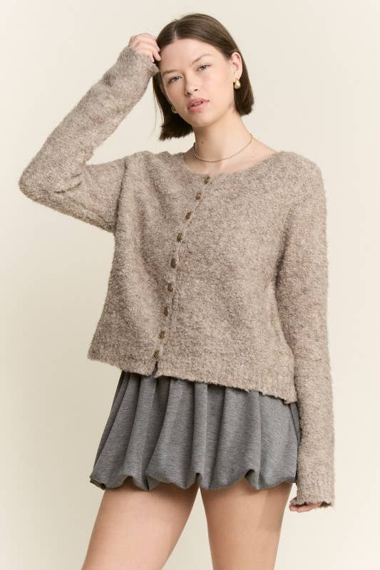 JADE BY JANE - Venta al por mayor Cárdigan - Mujer - CÁRDIGAN DE PUNTO LISO TALLA GRANDE CON BOTONES Y CUELLO REDONDO16