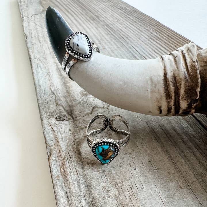 Boho Ranch Shop - Wholesale Cocktail/Statement Ring - Western Teardrop Stone Adjustable RingÂ