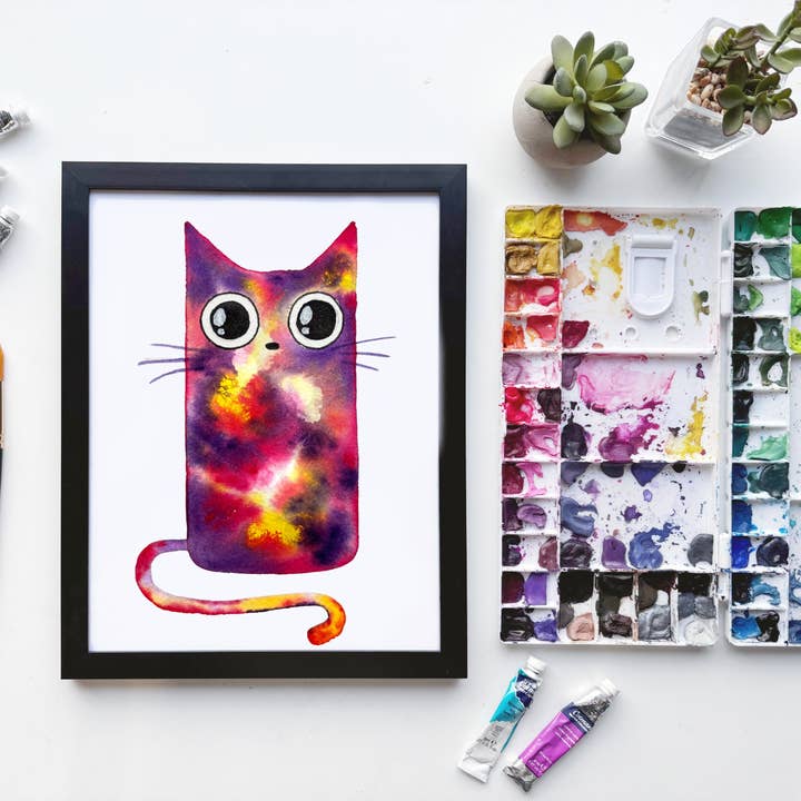 Impression Aquarelle Chat Rouge Galaxie Tie-Dye – Art Félin Nébuleuse pour la vente par Owlfeathers Watercolor