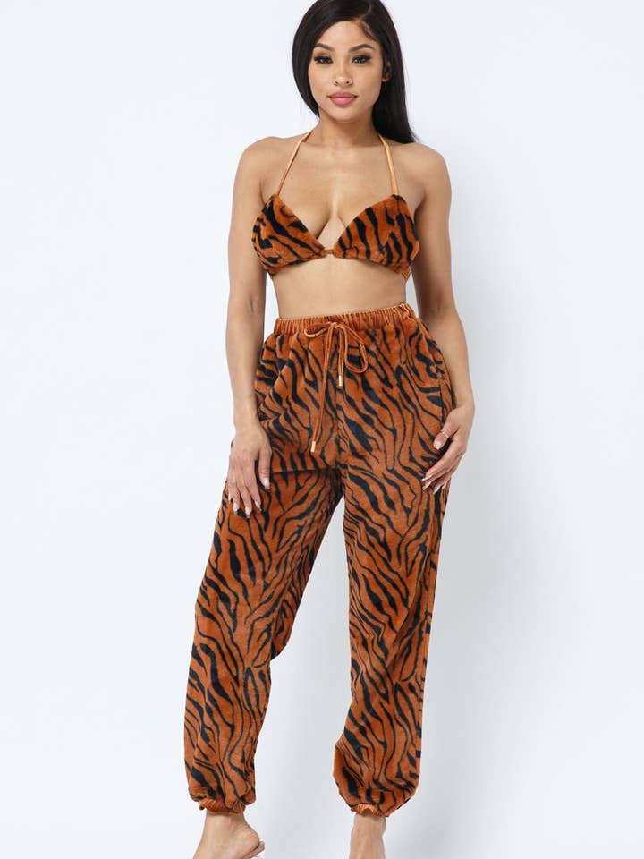 Nakisha - BR-Set mit Tiermotiv für den Großhandel von Rose Paulino