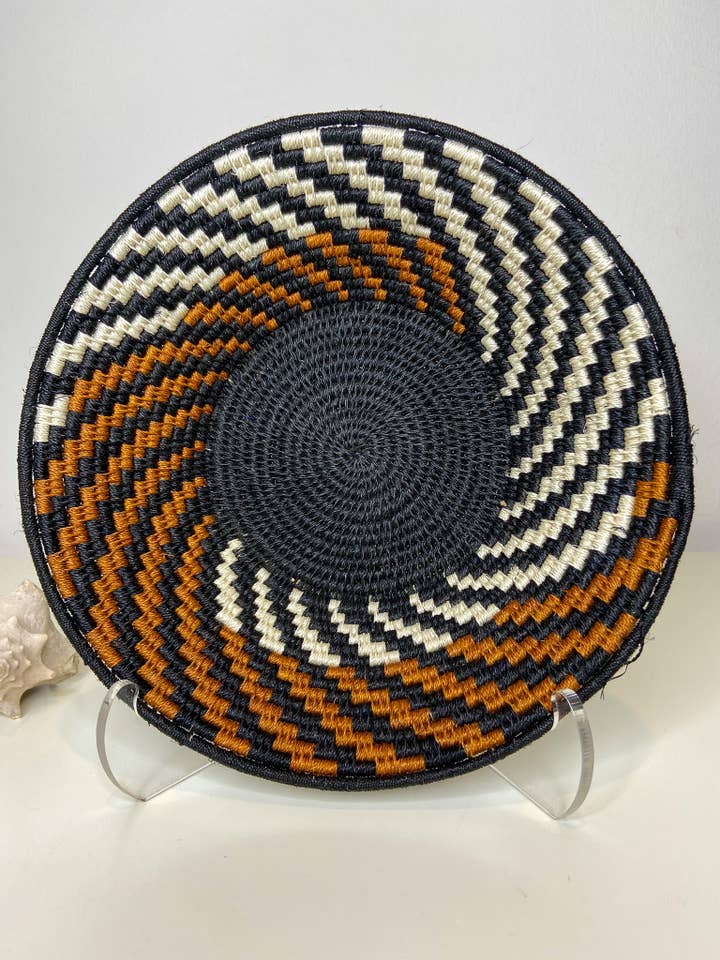 Medium Sisal Kurv - 023 for engroshandel hos Eve & Nico Gifts & Home Decor