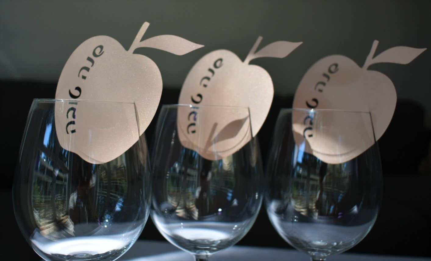thekitcut - Wholesale Decal - Party Decorations - Apple glass decoration | Rosh Hashanah | Hebrew Shana Tova4