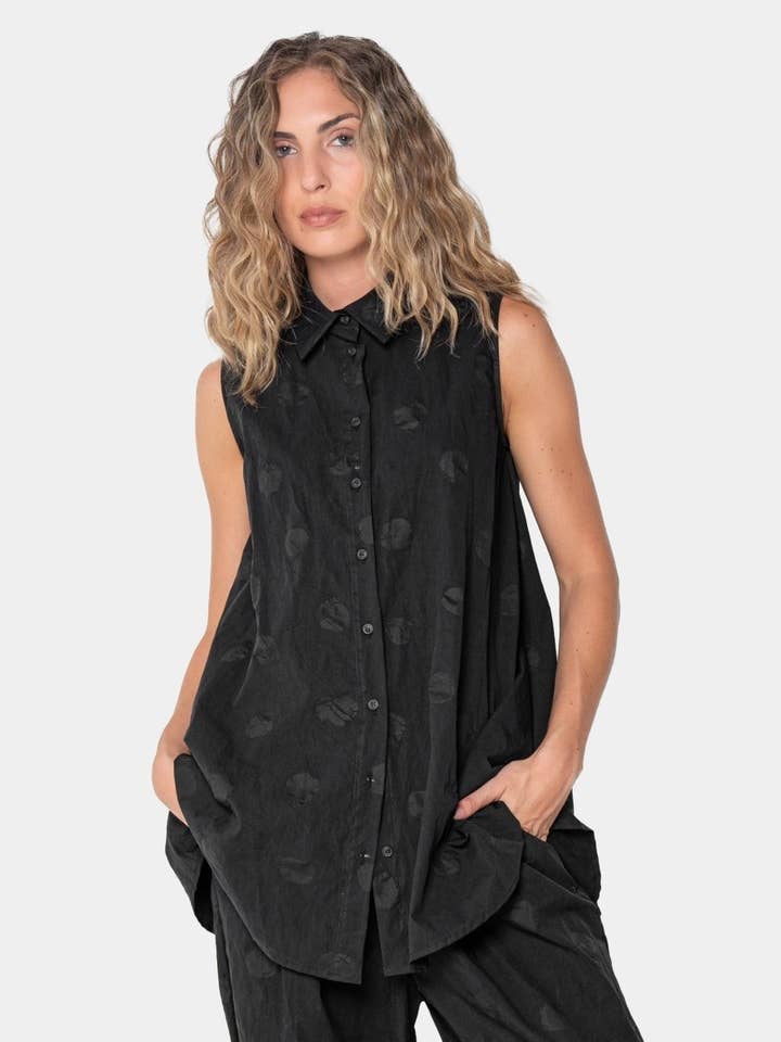 Polka Dot Knopen Tanktop voor wholesale door Baci & Amici Fashion - US Continental