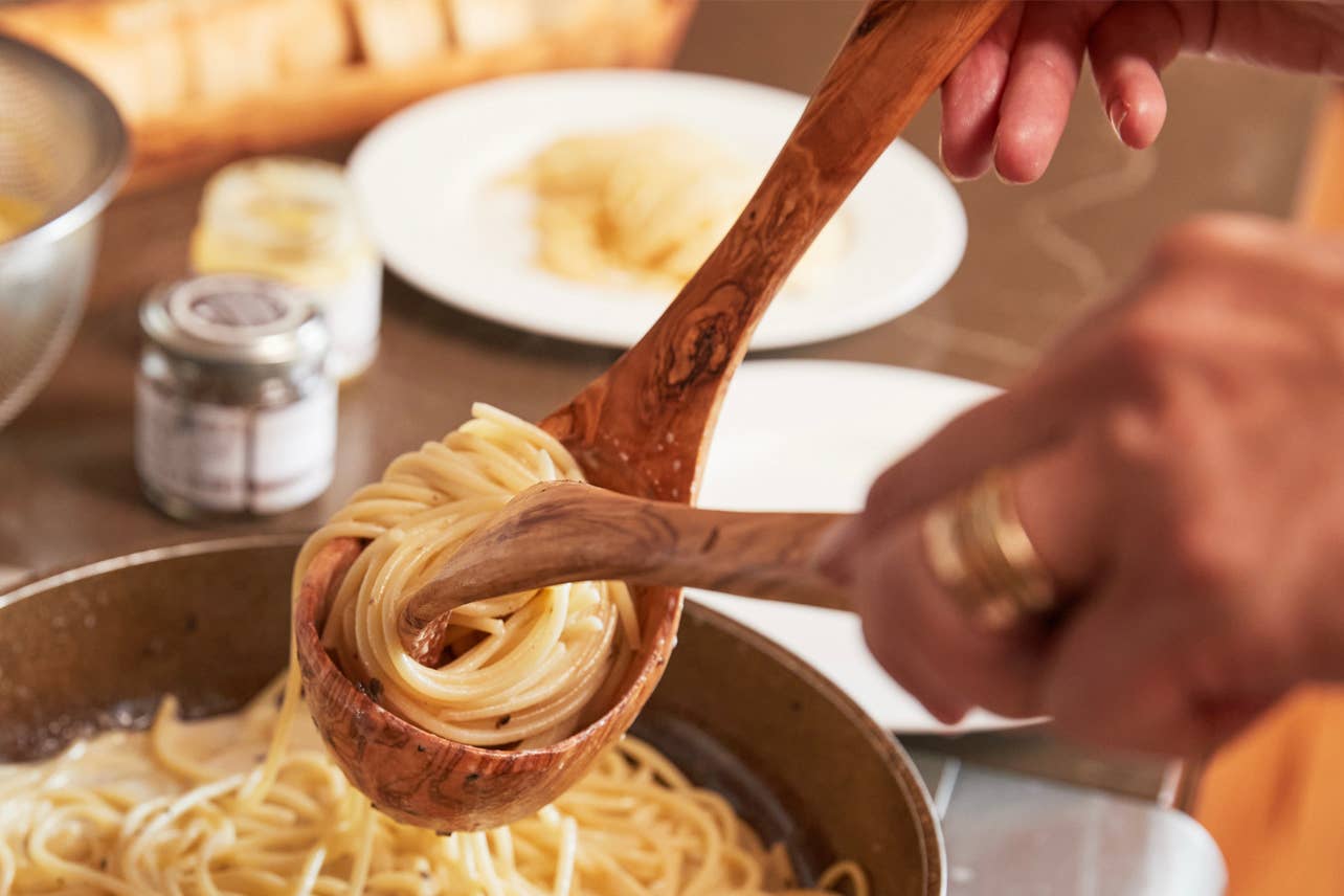 Verve Culture - Wholesale Ladle - Italian Olivewood Soup and Pasta Ladle1