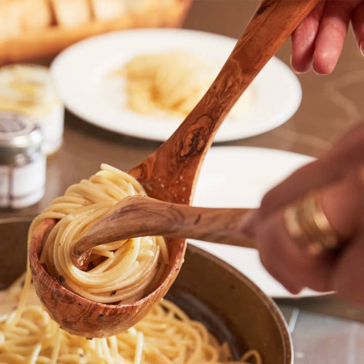 Verve Culture - Wholesale Ladle - Italian Olivewood Soup and Pasta Ladle1