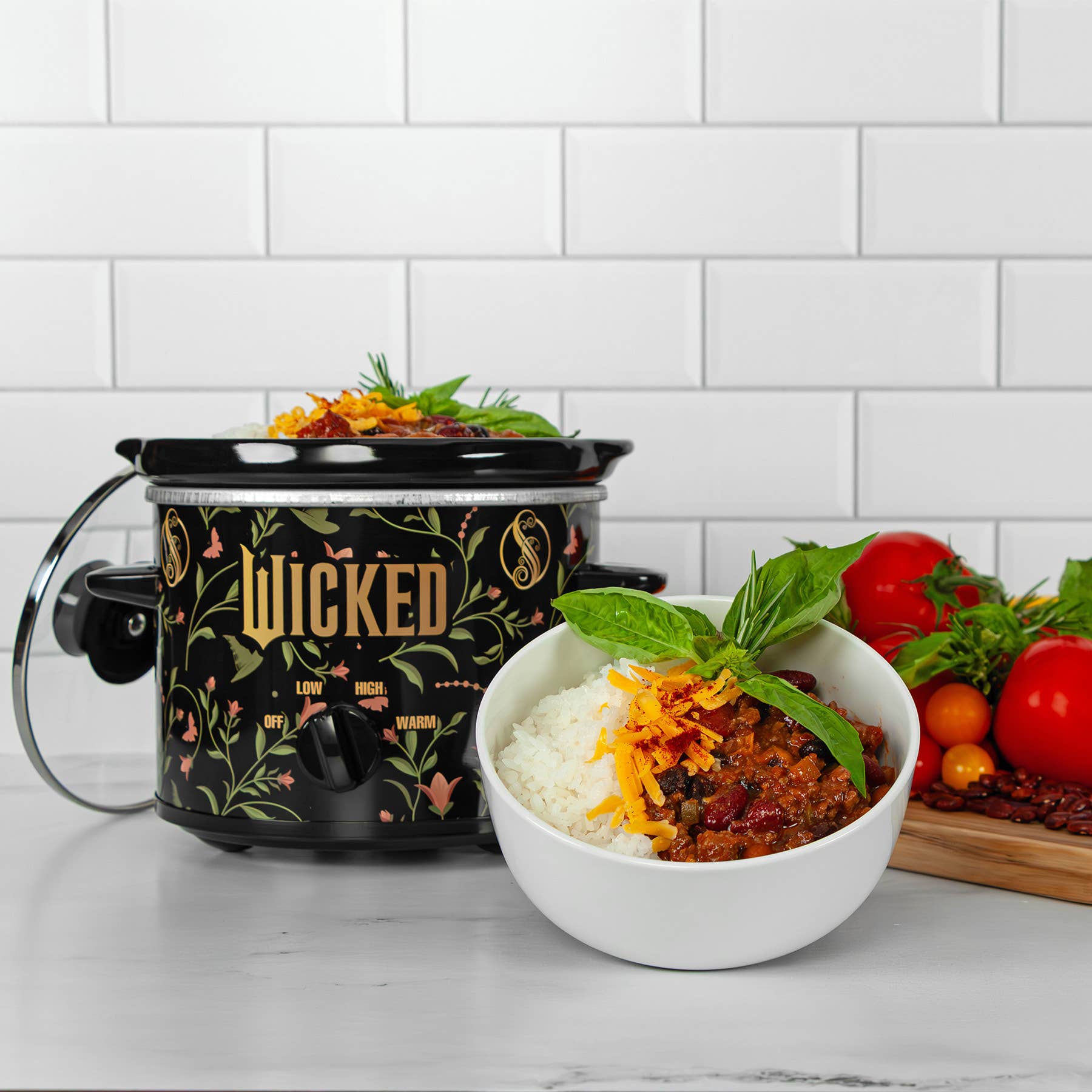 Uncanny Brands - Wholesale Kitchen Appliance - Uncanny Brands Wicked 2Qt Slow Cooker2