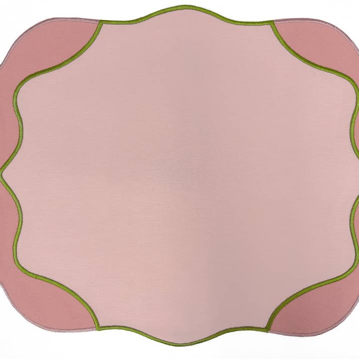 Set de 4 sets de table brodés Pivoine pour la vente par JO & PA