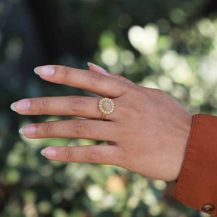 Nina Designs – Engroshandel Båndring – Sterling sølv eller bronze solsikke ring