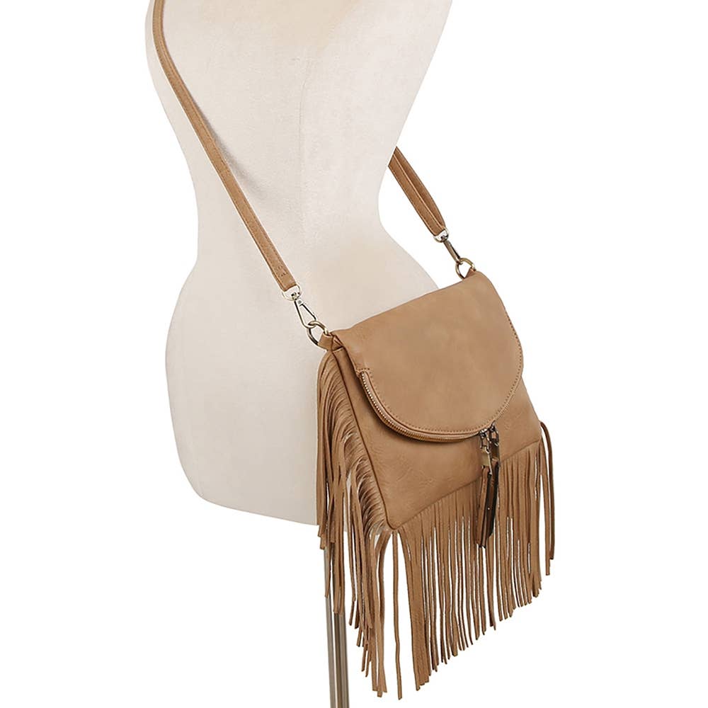 Collections by Fame Accessories - Wholesale Crossbodytas - Dames - Schoudertas met klep en franjes3