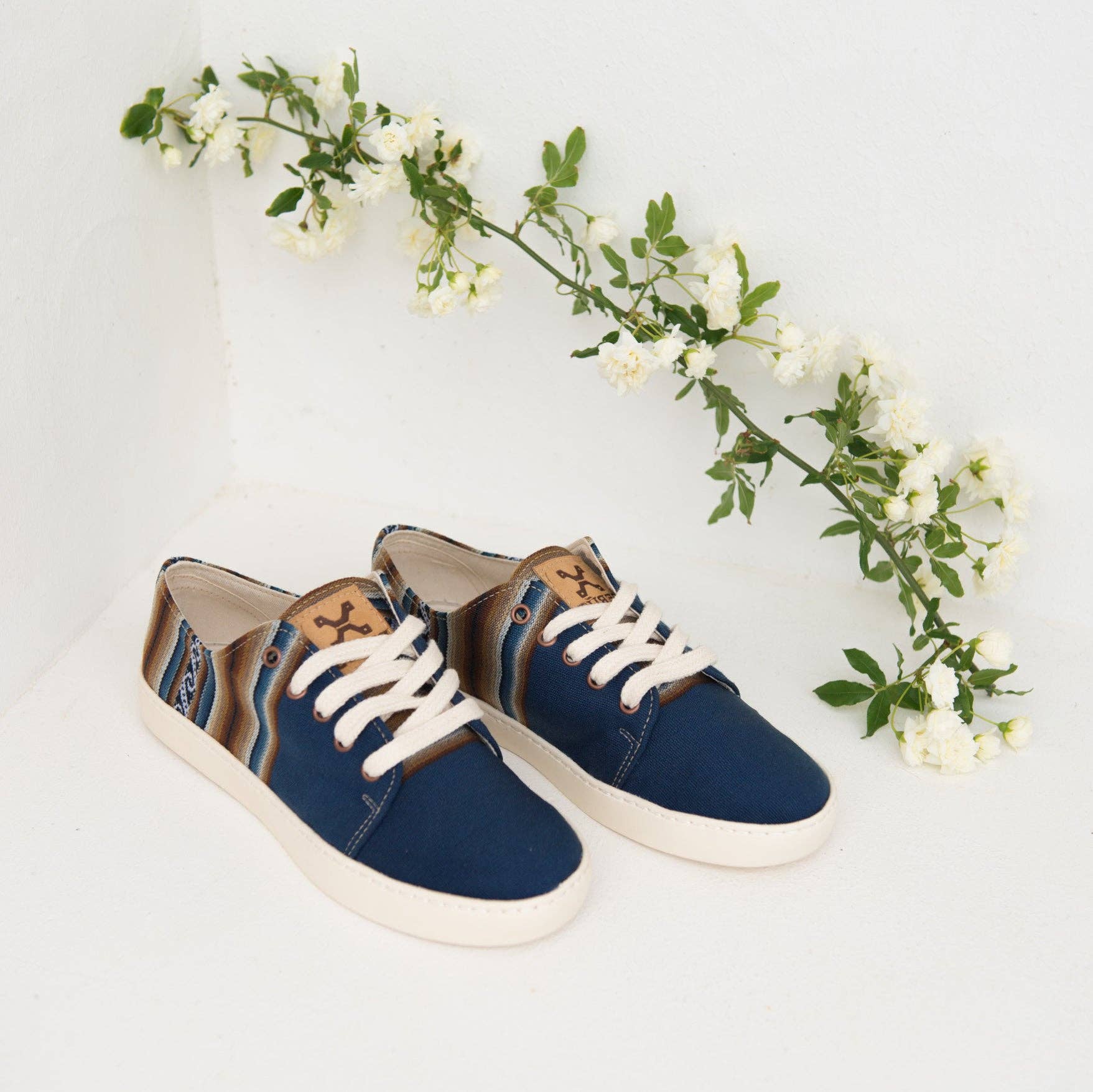 Perus - Wholesale Lifestyle Sneakers - Men's - Ampato Azul sneakers3