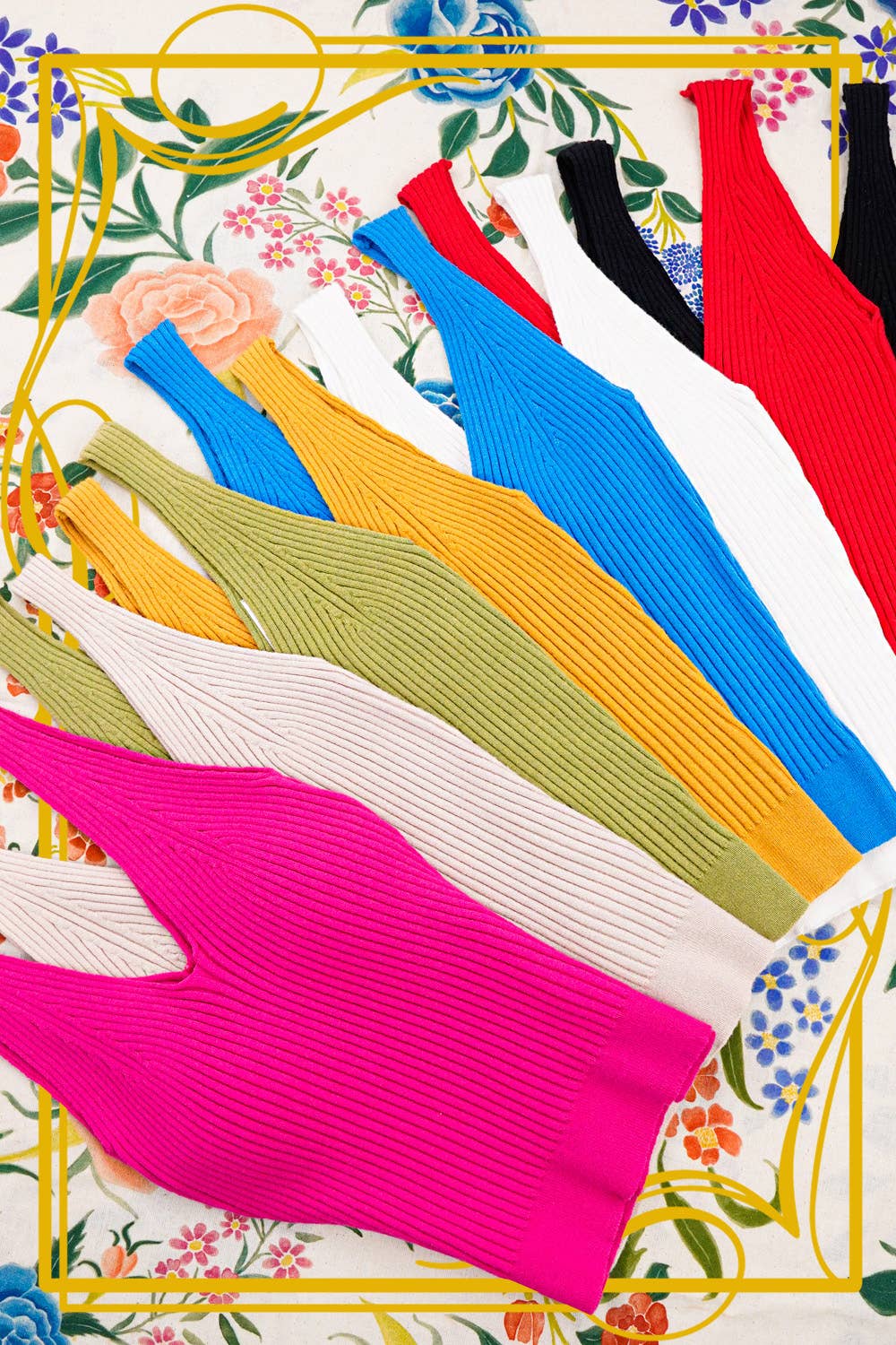 La Miel - Vendita all'ingrosso Top in maglia - Donna - Top crop senza maniche a costine con scollo a V morbido16