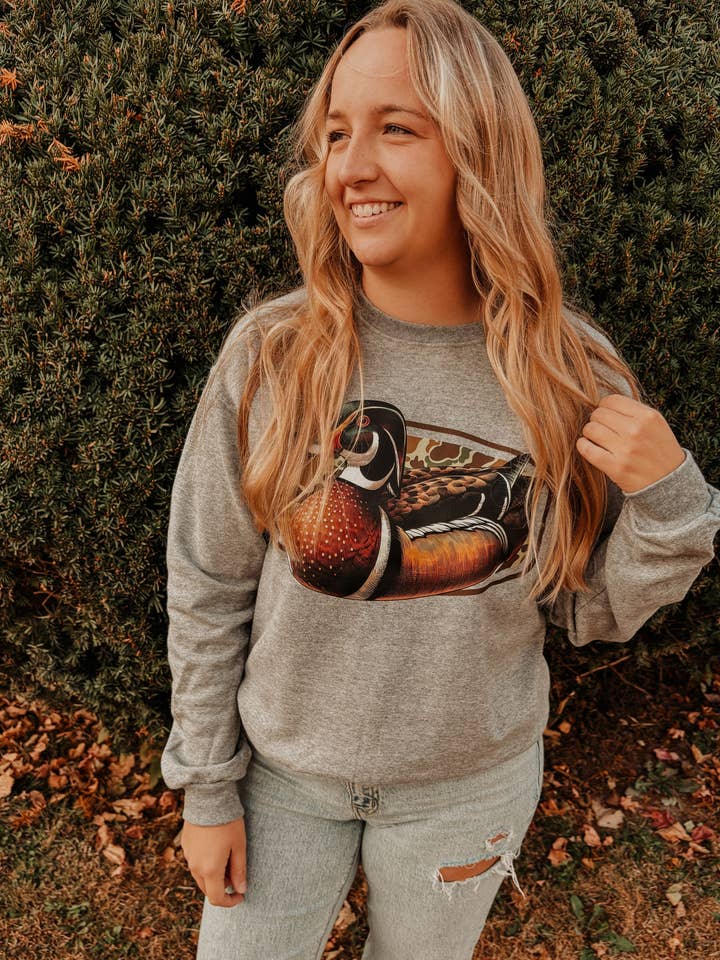 Rustic Runaway LLC - Wholesale Graphic Sweatshirt - Women's - Duck Hunting Sweatshirt1