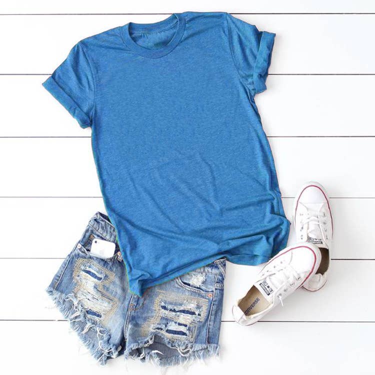 Lily Clothing - Wholesale T-Shirt - Women's - LOOSE SOLID COLOR SHORT SLEEVED T SHIRT_CWTTS07475