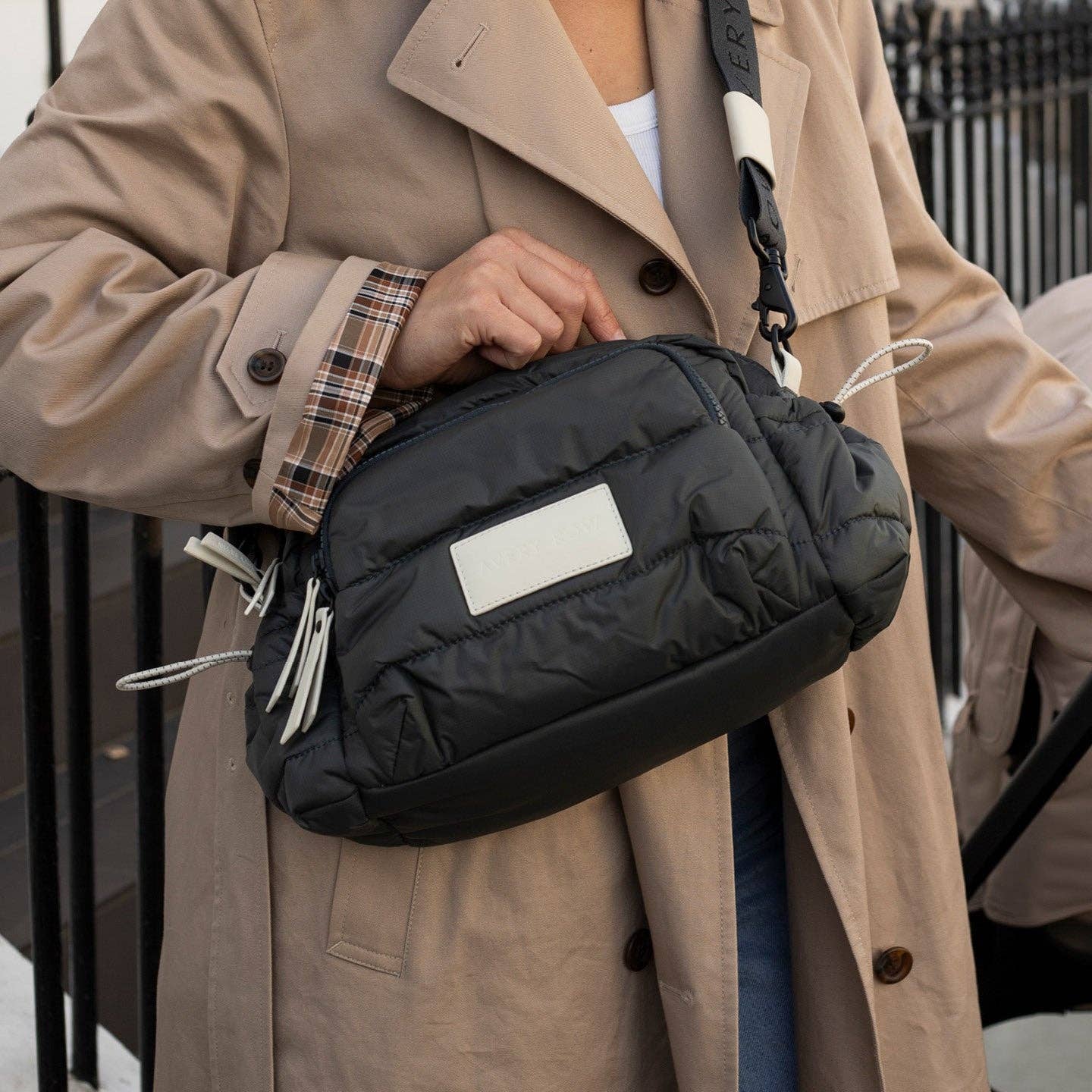 Avery Row – bolsa para fraldas - Bebé por atacado – Bolsa Organizadora para Carrinho de Bebé - Preto Suave1