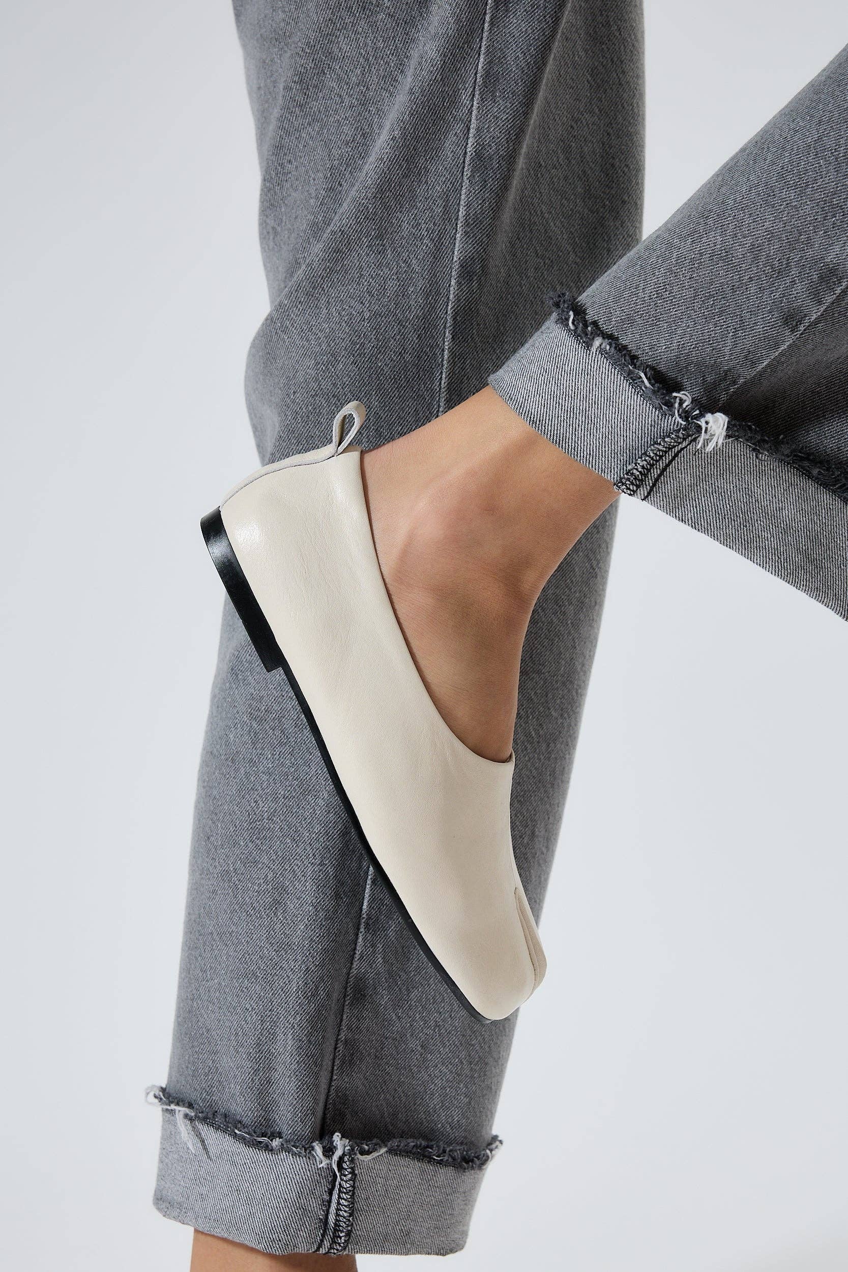 LONZA SHOES - Wholesale Flats - Women's - Akaste White0