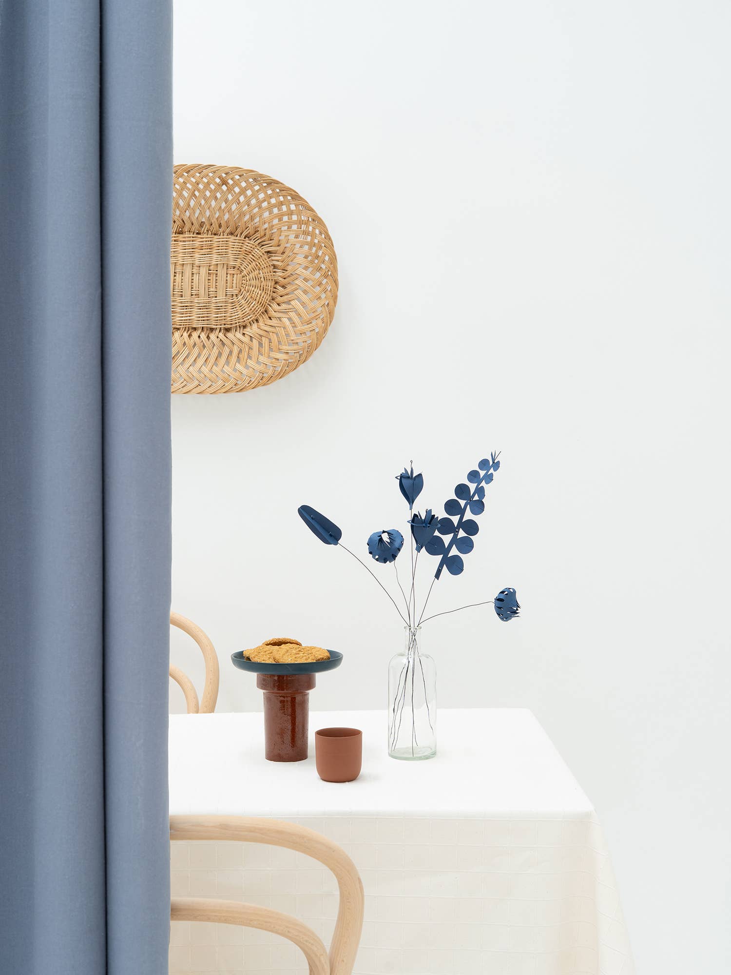 Jurianne Matter - Vendita all'ingrosso Fiori finti - FIELD flowers small - dusk blue (6 flowers)1