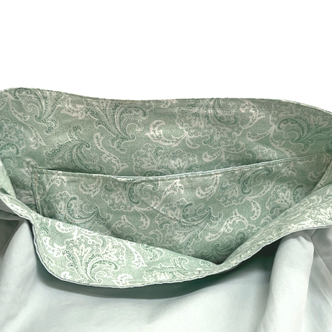 Shop Refugee - Wholesale Tote Bag - Women's - Tote Bag by Zahra1