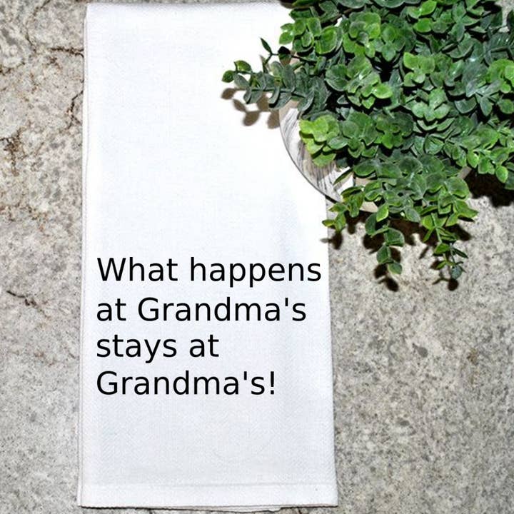 Qu'est-ce qui se passe chez grand-mère... pour la vente par Geez Louise Goods