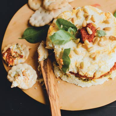 Bella Cucina - Wholesale Pesto - Sun-dried Tomato Pesto - 6 oz.2