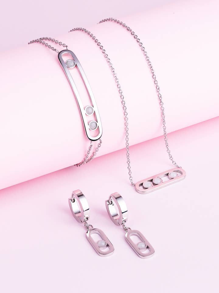 Set di 3 gioielli con finitura in argento e pietra di selenite bianca per la vendita all'ingrosso da parte di Didyma