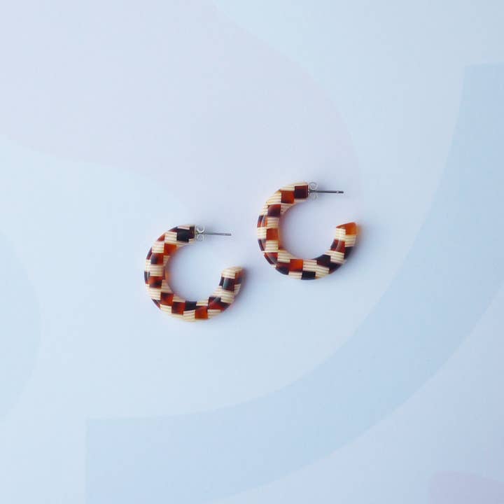 Custom Made - Wholesale Oorringen - Honing Checker Kleurrijke Acetaat Hars Hoepeloorbellen4