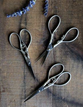 NNK Press - Wholesale Scissors - Floral Teardrop Scissors (Set of 3)0