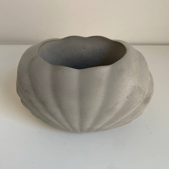 Large Concrete Shell Vase | Scallop Seashell Display Bud Vase | Decorative Home Decor for wholesale by Concreates