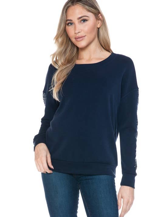 Top med ærmekontrast for engroshandel hos Ariella USA