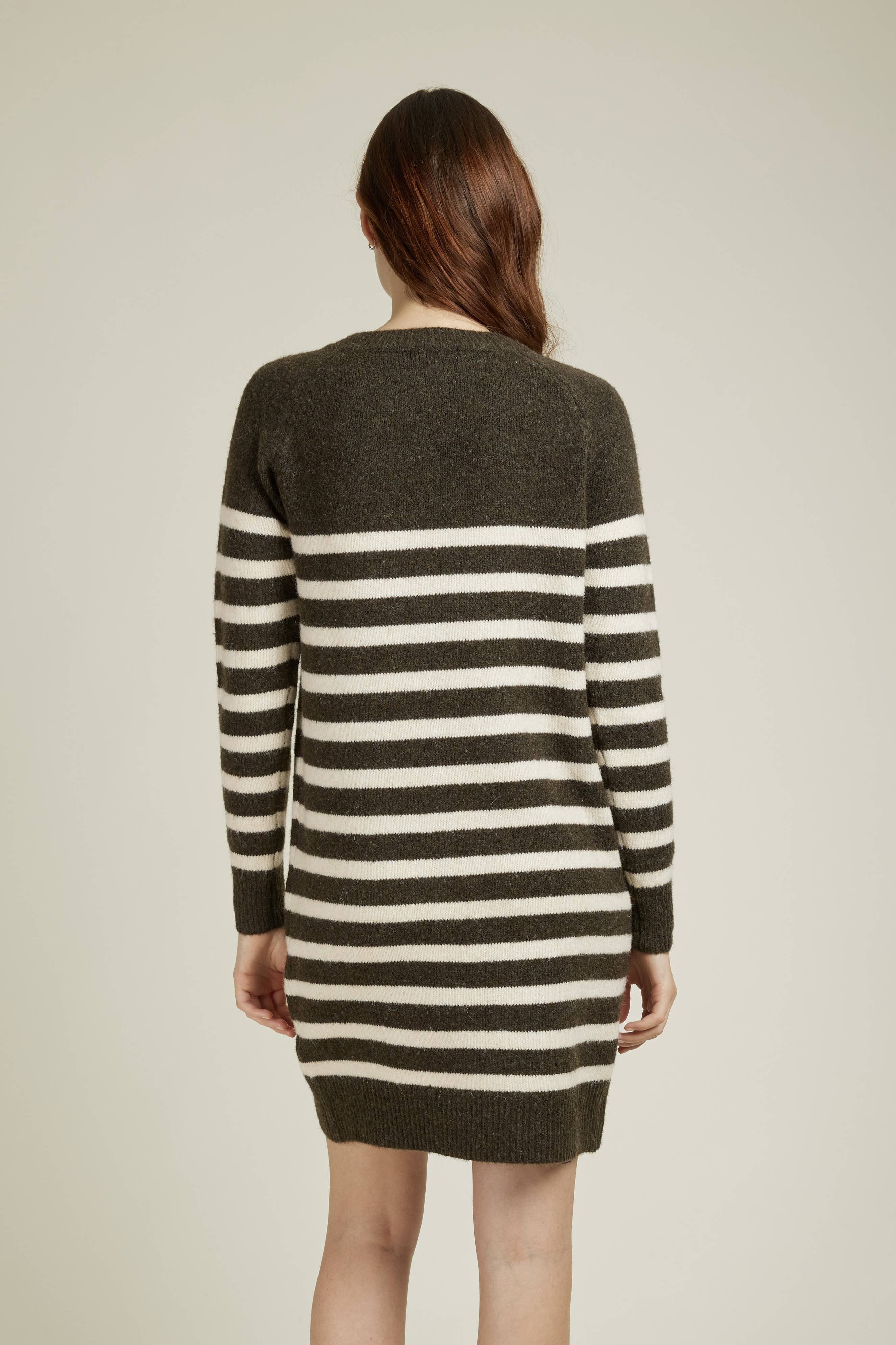 Andy & Lucy - Wholesale Dress - Women's - ARLENE - Mid-length sweater dress with stripes and gold buttons14