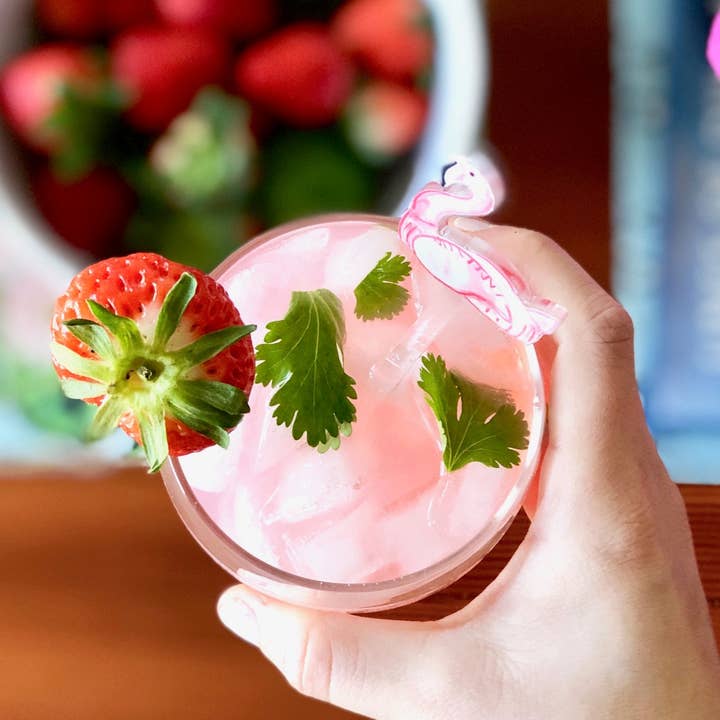 ACRYLIC STICKS, LLC – wholesale Drinkomrörare – SOM X EVELYN HENSON FRU FRU FLAMINGO FLYTANDE RÖR PINNAR