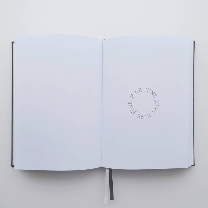 Wit & Delight - Wholesale Planner - 2025 Linen Wrapped Book Bound Planner - Black