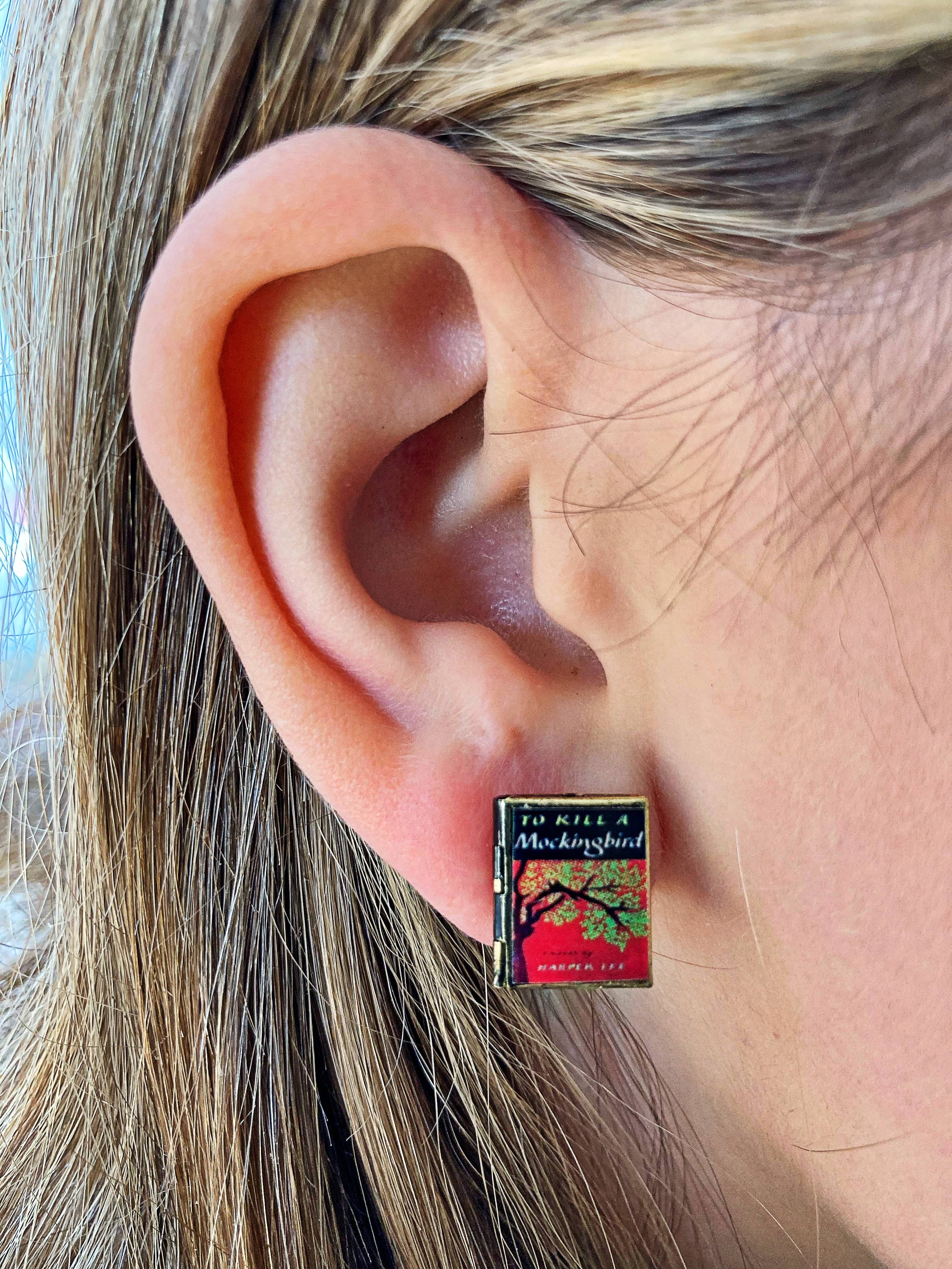 Marshall and Rose - Wholesale Knopjes/oorstekers - Oorbellen Boek Medaillon Spaar de Spotvogel2