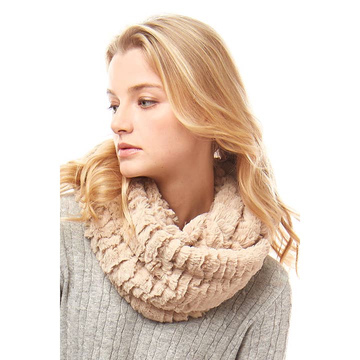 Hana - Wholesale Scarf - Women's - Solid Faux Fur Infinity Scarf12