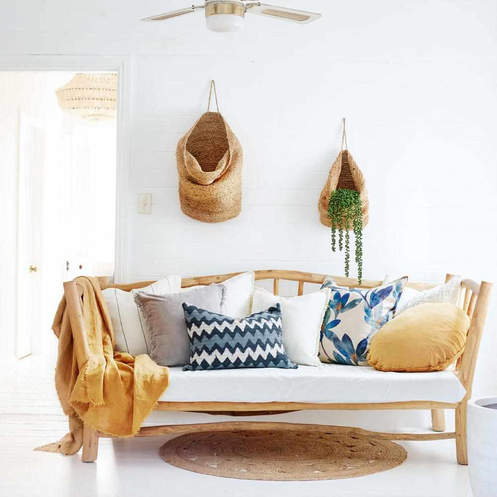 Eadie Lifestyle - Wholesale Hanging Planter - Artisan Hanging Sack Sets - Natural Jute5