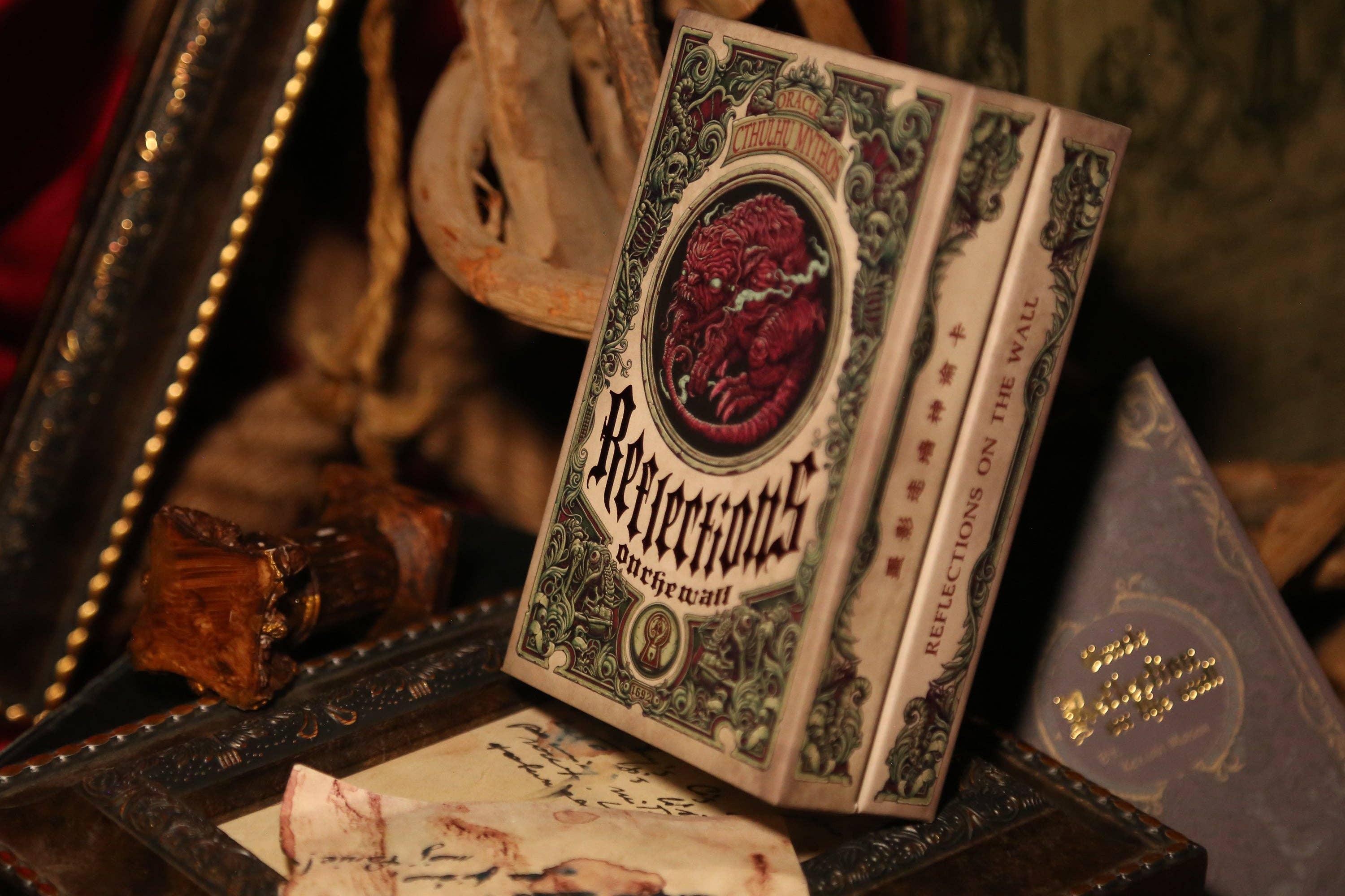 Vermilion Collection - Wholesale Tarot Cards - Reflections on the Wall Cthulhu Mythos Oracle13