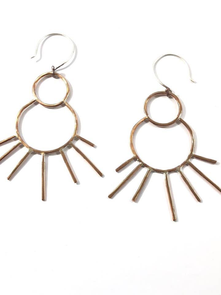 Boucles d'oreilles étoile ronde Icône pour la vente par Union Studio Metals
