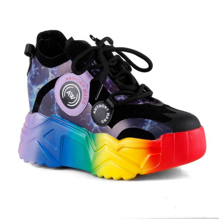 Baskets Damson 12-Rainbow Sole Lace Up Hidden Wedge pour femmes pour la vente par Anthony Wang
