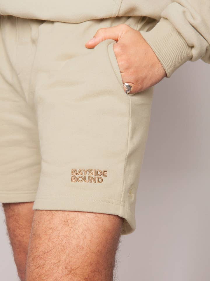 KEEP IT SUNNY-sweatshorts för män för wholesale av BAYSIDE BOUND