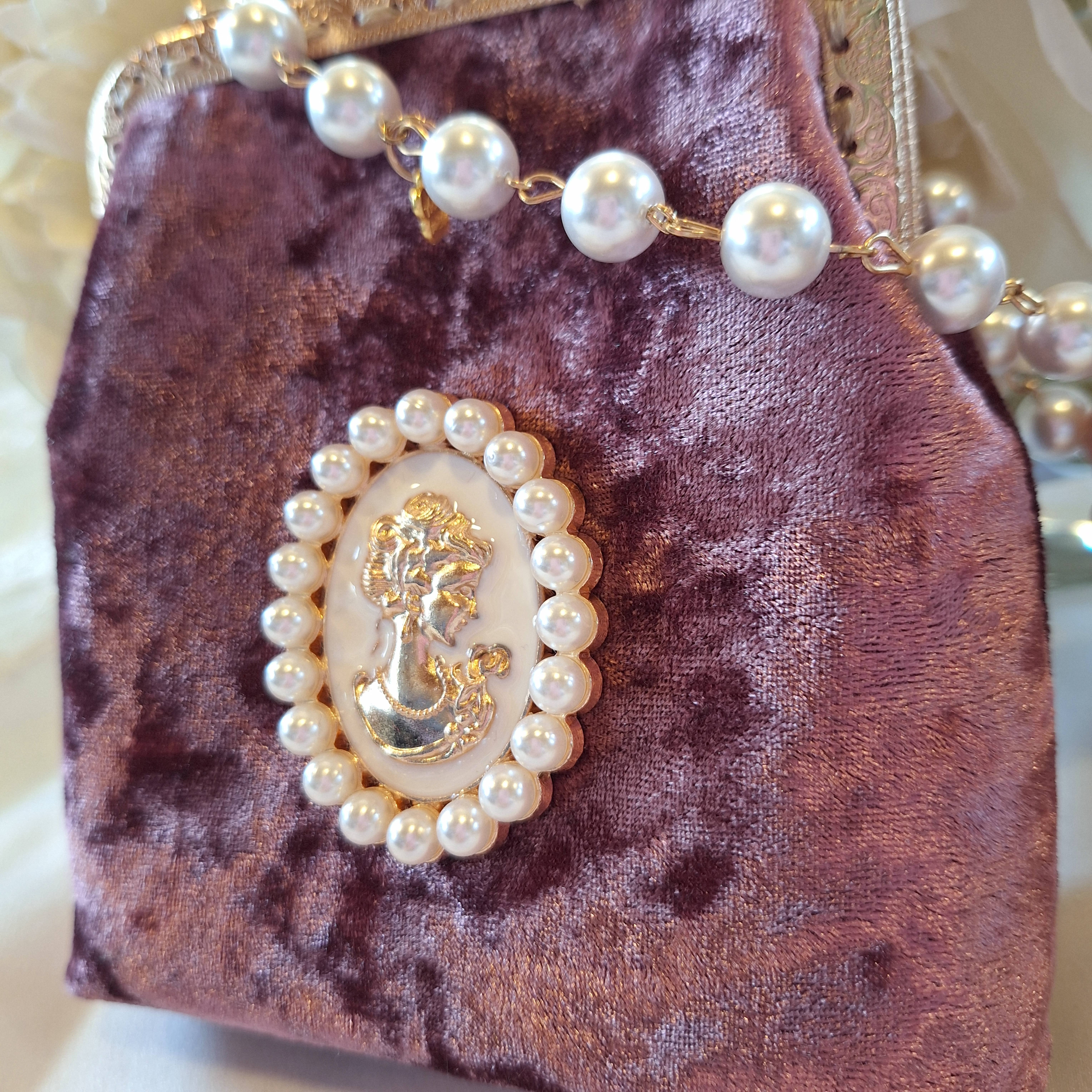 LeisTextileStudio - Wholesale Wallet - Women's - Handmade Velvet Vintage Kiss lock Handbag With Card Holder13