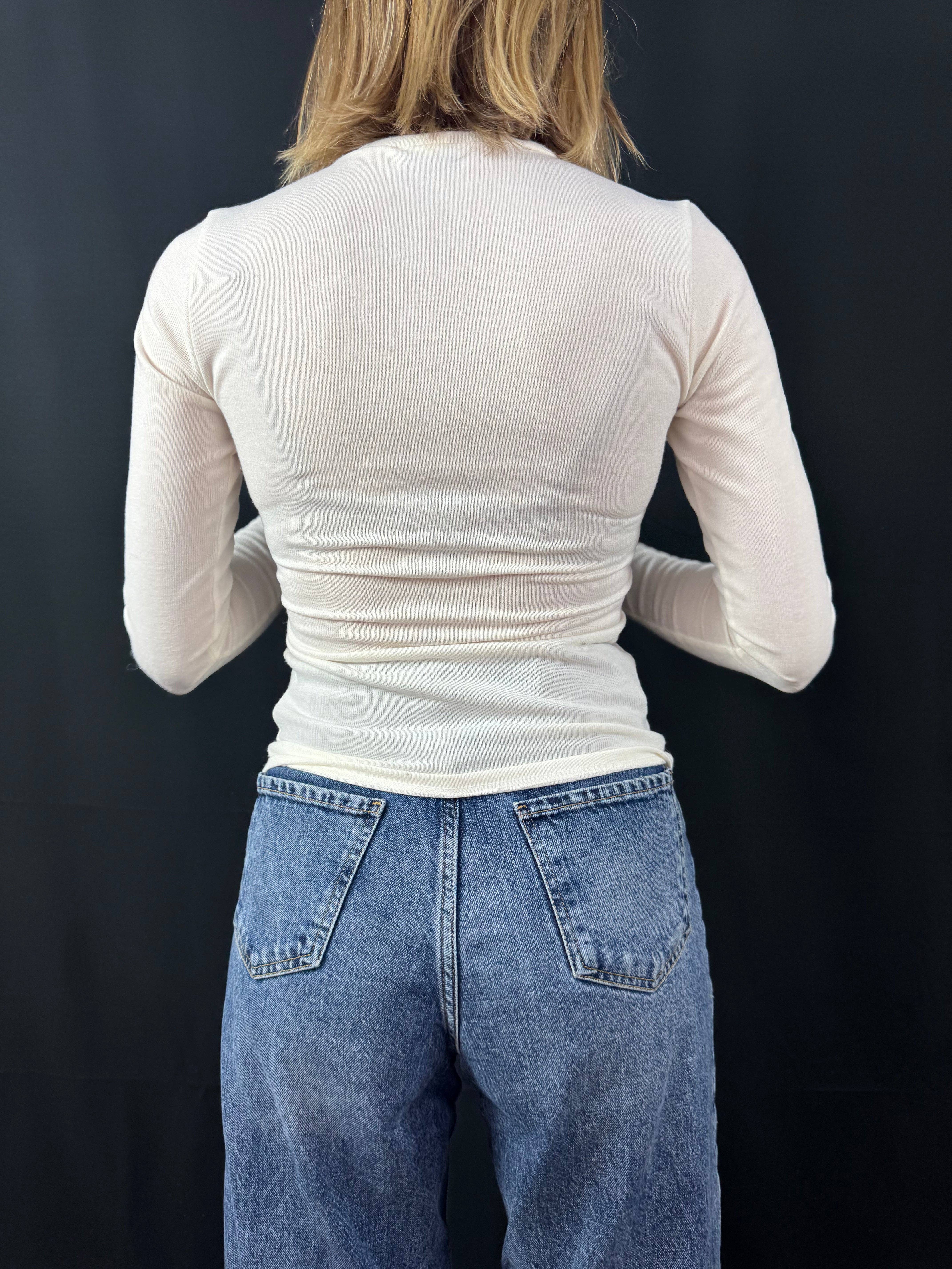 natilla Camiseta boska de manga larga ajustada con ojal para pulgar de venta al por mayor en Faire1