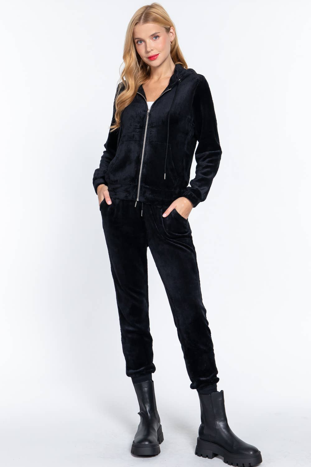42POPS - Wholesale Lounge Set - Women's - ,,.SI-23422 Faux Fur Jacket & Jogger Pants Set1
