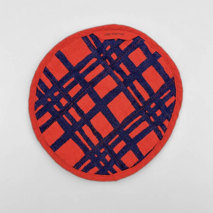 Jenny Pennywood - Wholesale Oven Mitt/Pot Holder - Round Potholder - Darby - Midnight - Tomato